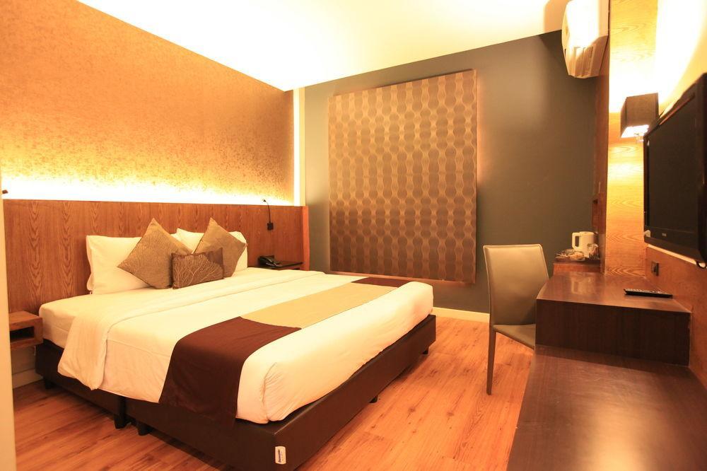 Siam Swana Hotel Bangkok Ngoại thất bức ảnh